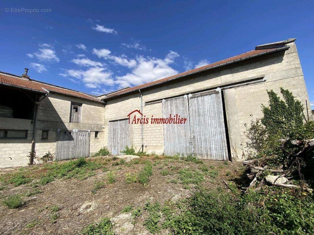 Maison à ARCIS-SUR-AUBE