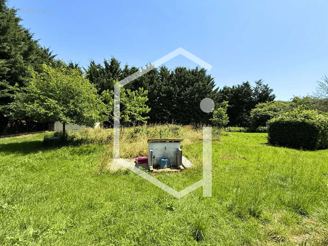 Maison à SAINT-VERAIN