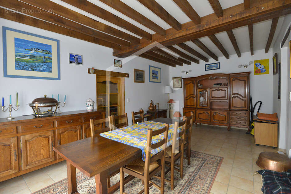 Maison à SAINT-VERAIN