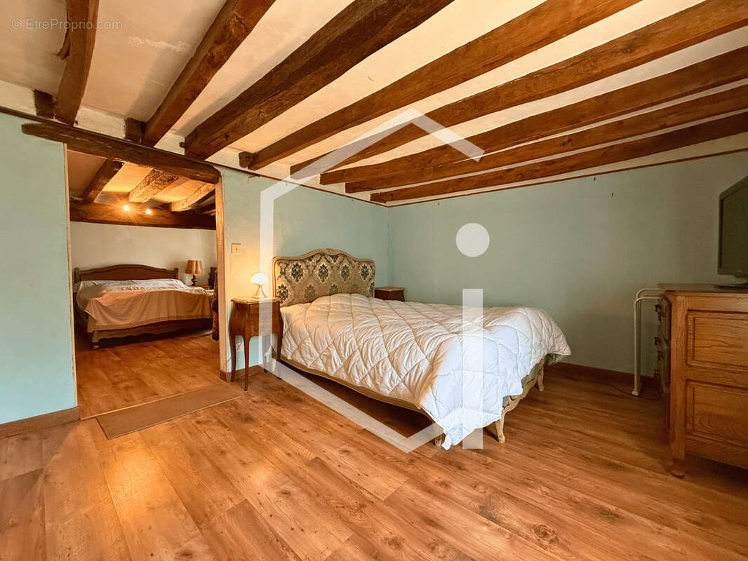 Maison à SAINT-VERAIN