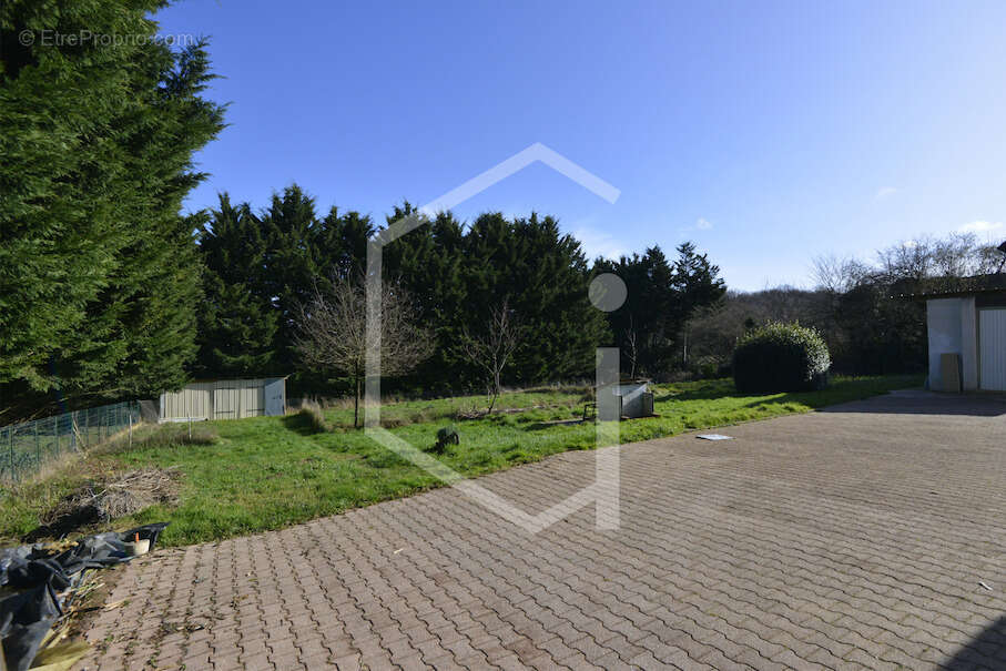 Maison à SAINT-VERAIN