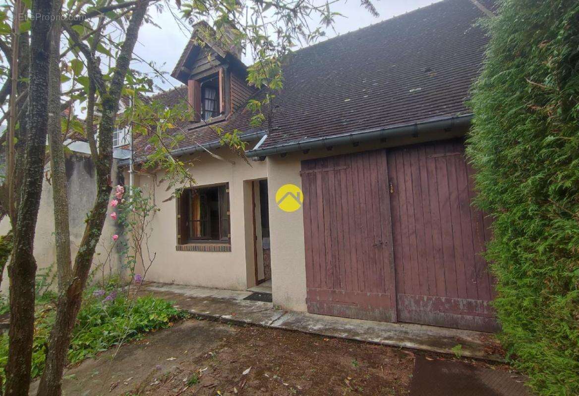 Maison à VAILLY-SUR-SAULDRE