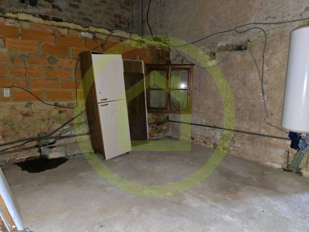 Maison à SAINT-BONNET-SUR-GIRONDE