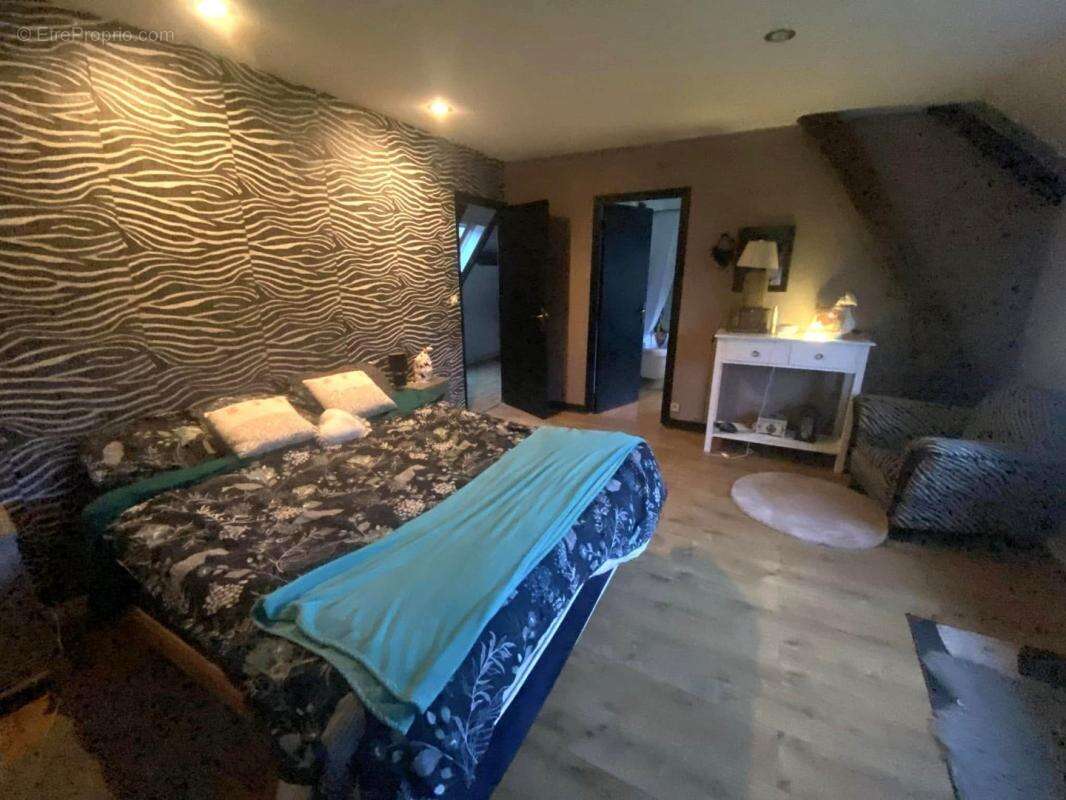 Maison à OUVILLE-LA-RIVIERE