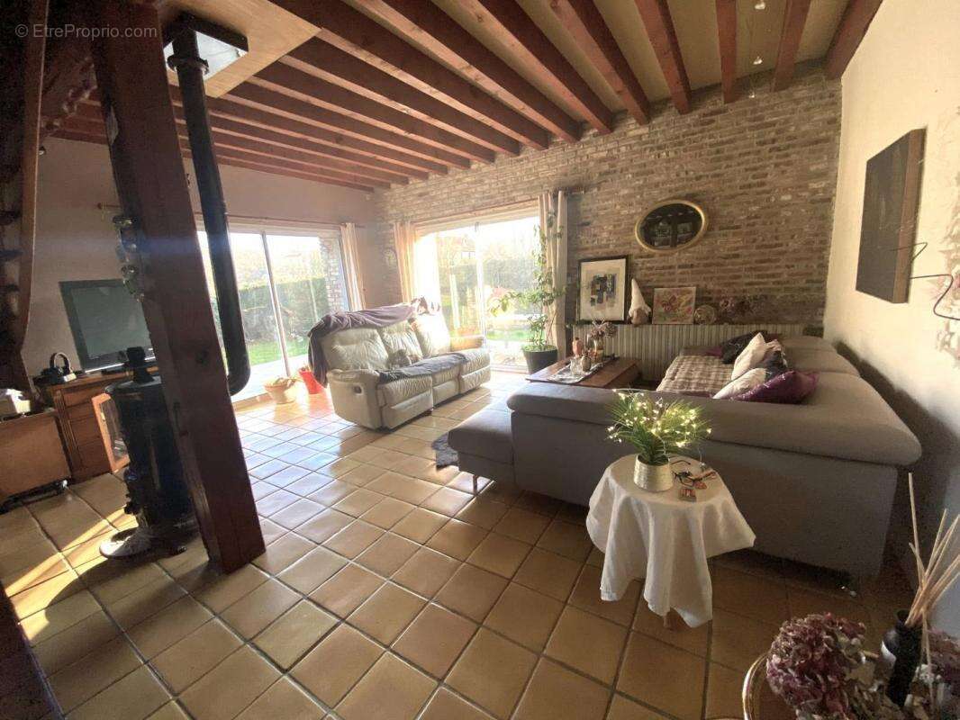 Maison à OUVILLE-LA-RIVIERE