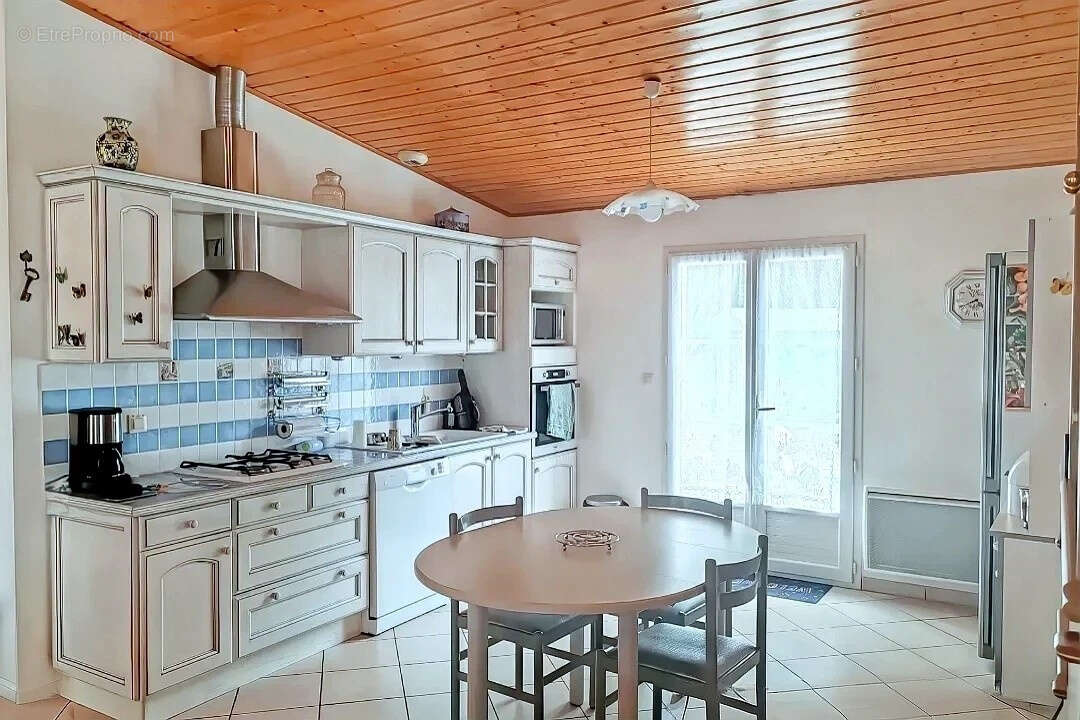 Maison à SAINT-GERVAIS