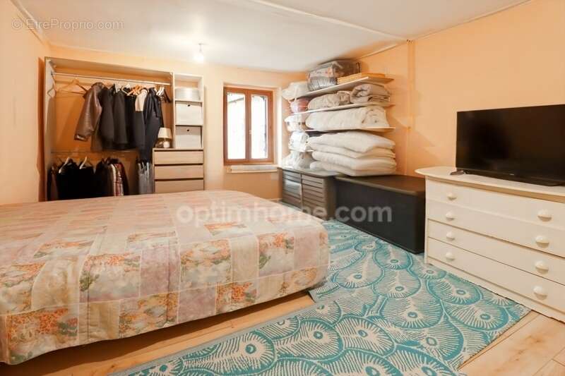 Maison à MAGNAC-LAVAL