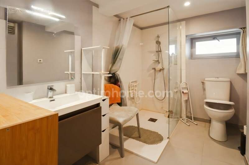 Maison à MAGNAC-LAVAL