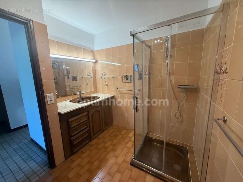 Maison à MONTAIGUT-SUR-SAVE