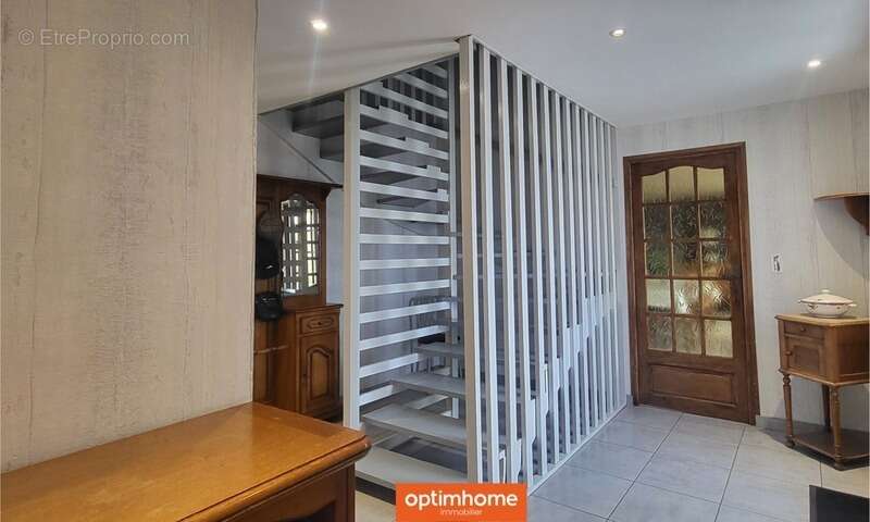 Maison à LES VOIVRES