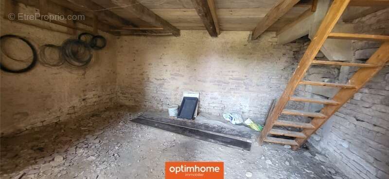 Maison à LES VOIVRES