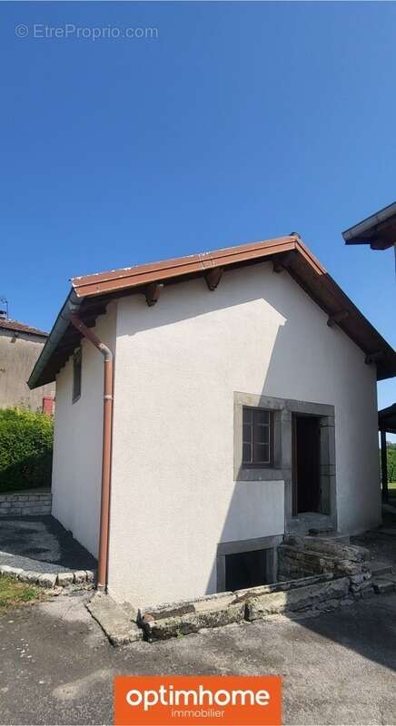 Maison à LES VOIVRES