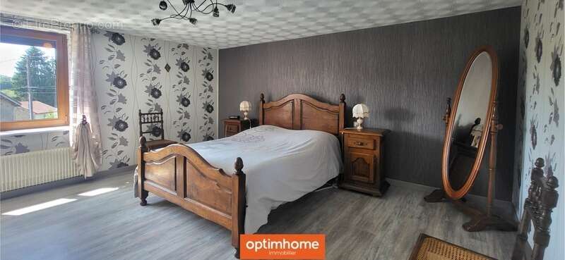 Maison à LES VOIVRES