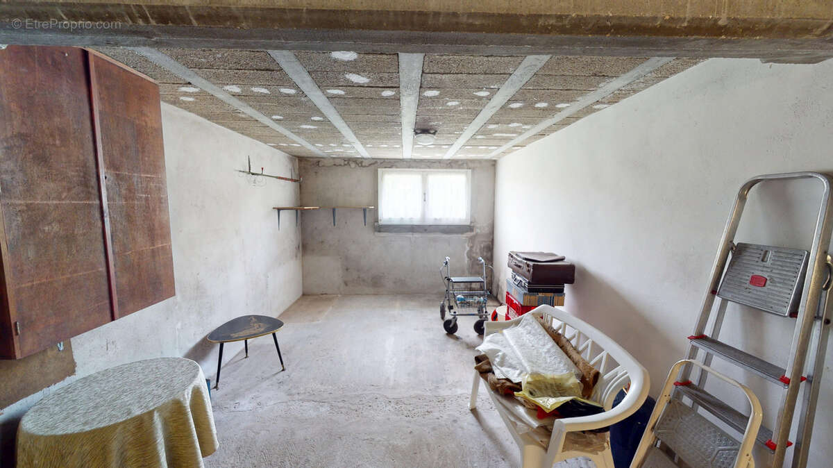 Maison à SAINT-JEAN-TROLIMON