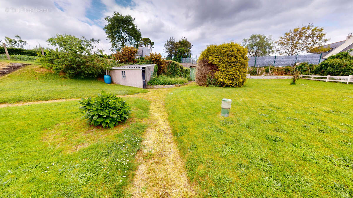 Maison à SAINT-JEAN-TROLIMON