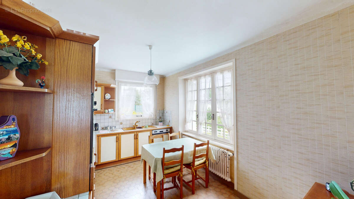 Maison à SAINT-JEAN-TROLIMON