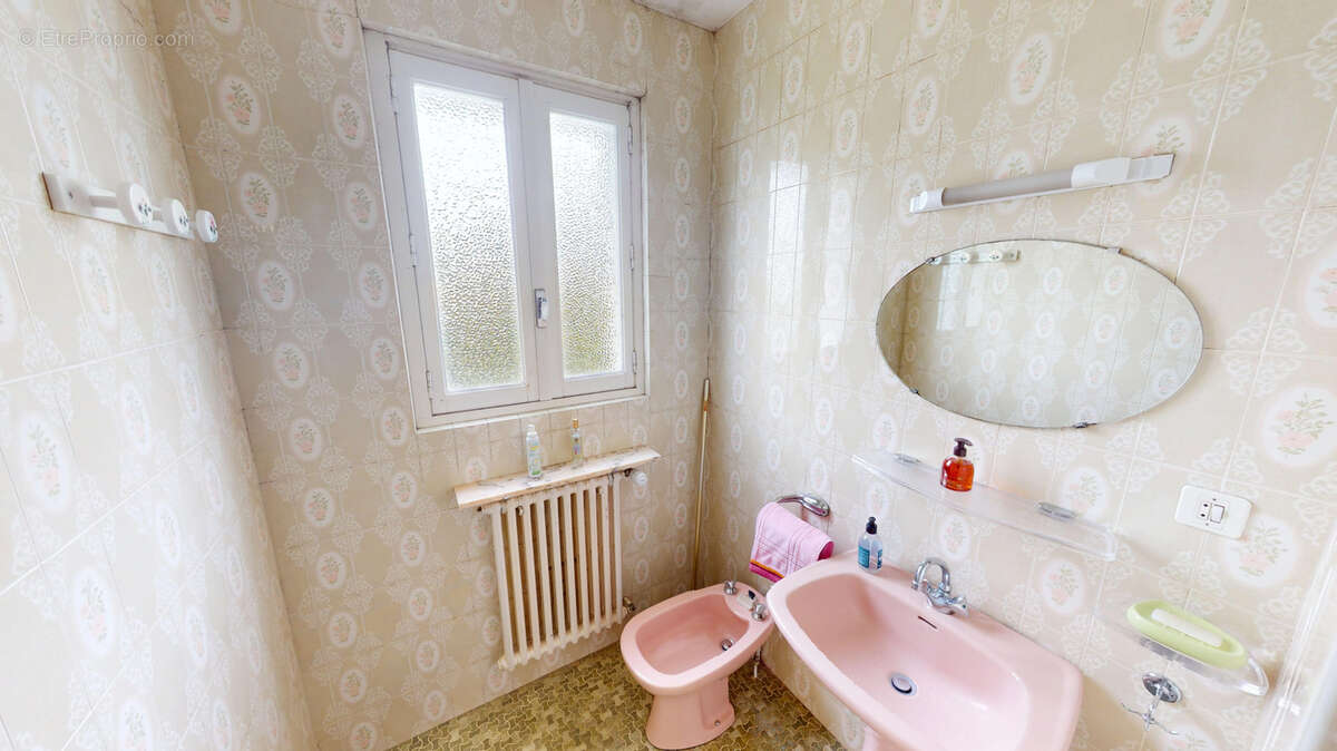 Maison à SAINT-JEAN-TROLIMON