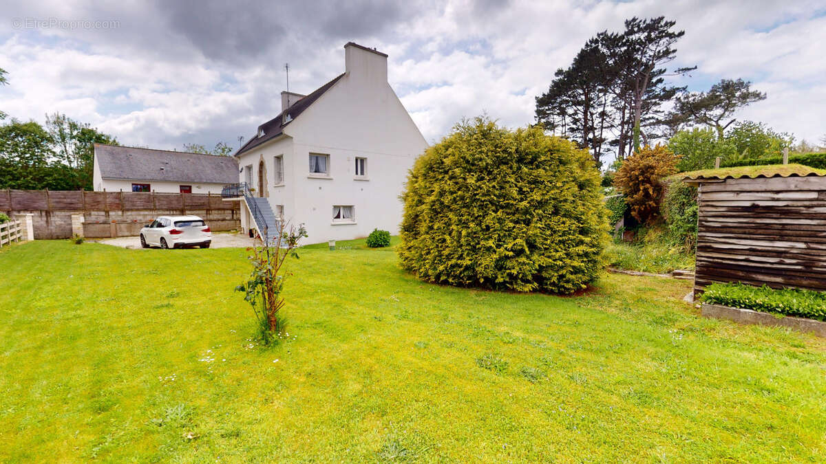 Maison à SAINT-JEAN-TROLIMON