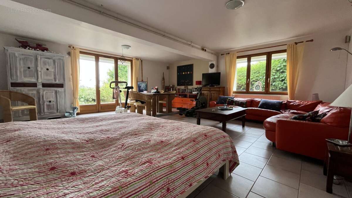 Maison à VILLAPOURCON