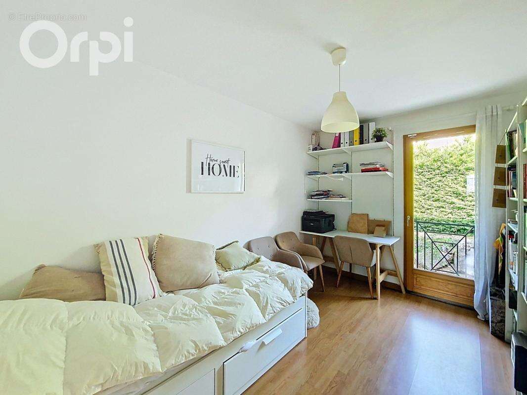 Maison à MONNETIER-MORNEX