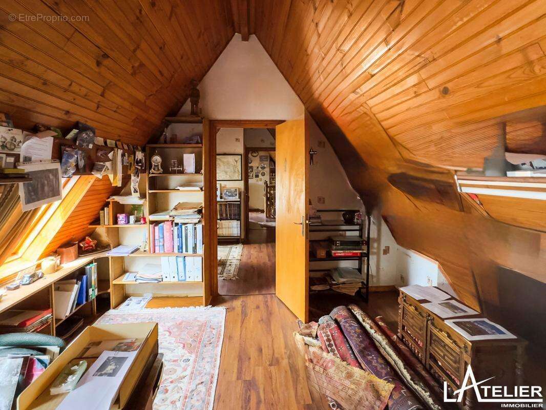 Maison à L&#039;ETANG-LA-VILLE