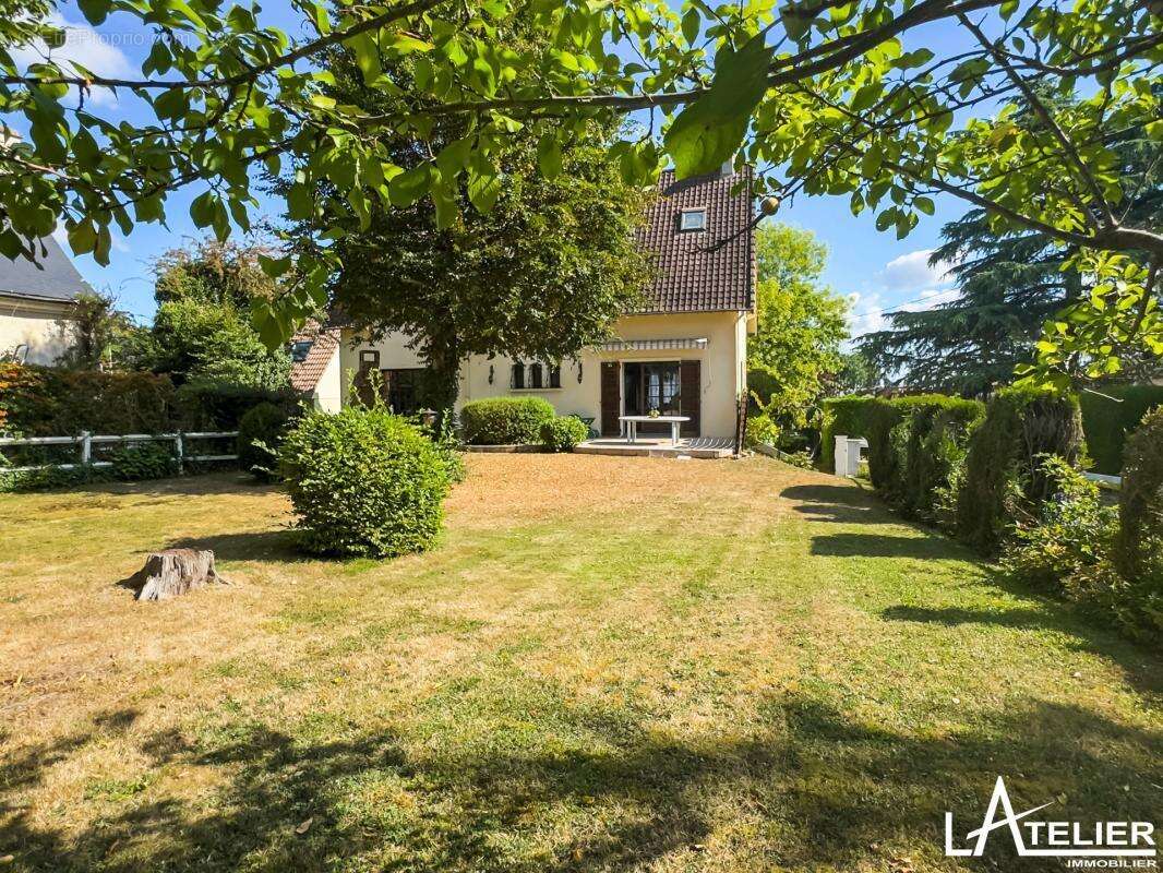 Maison à L&#039;ETANG-LA-VILLE