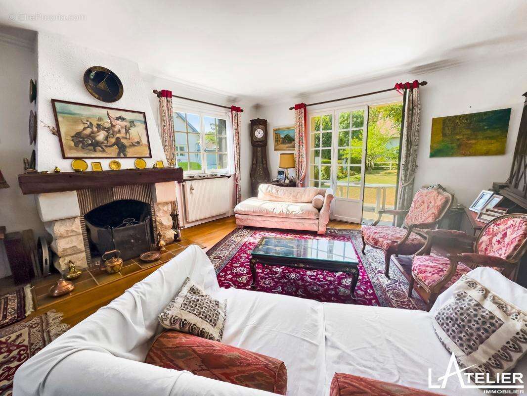 Maison à L&#039;ETANG-LA-VILLE