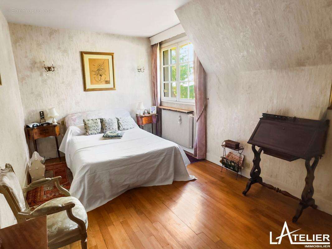 Maison à L&#039;ETANG-LA-VILLE