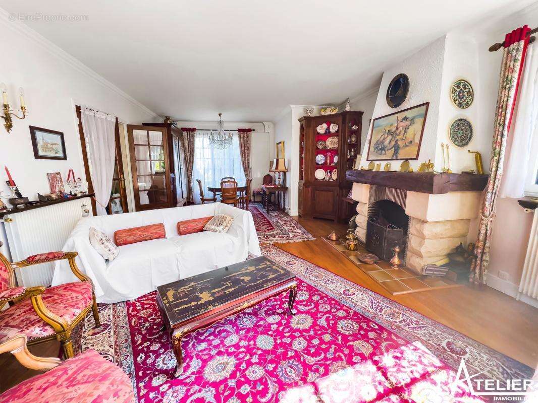 Maison à L&#039;ETANG-LA-VILLE