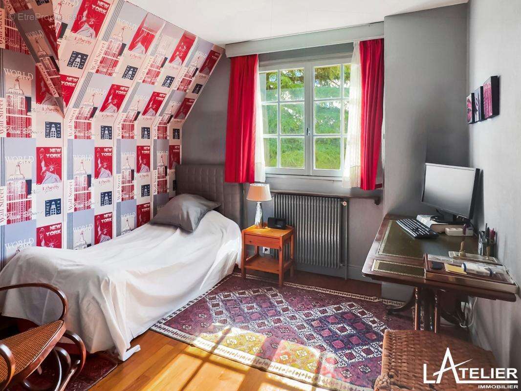 Maison à L&#039;ETANG-LA-VILLE