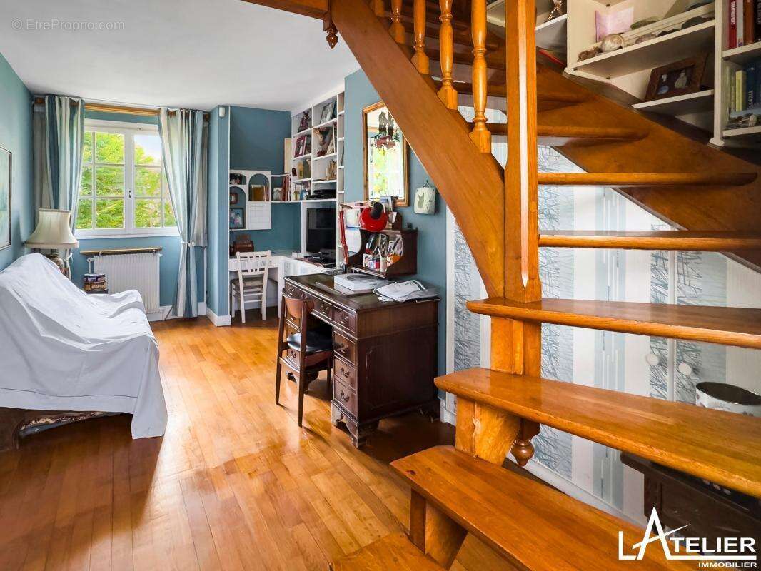 Maison à L&#039;ETANG-LA-VILLE