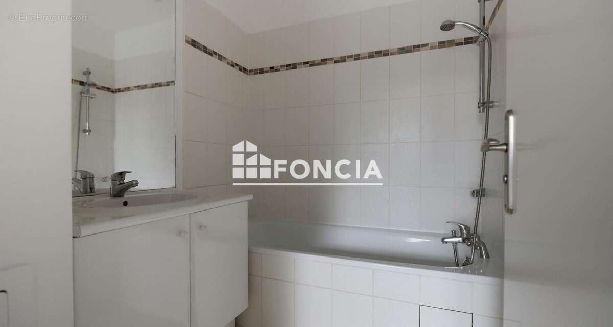 Appartement à VIGNEUX-SUR-SEINE