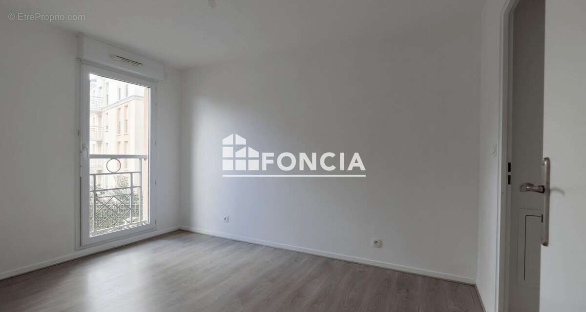 Appartement à VIGNEUX-SUR-SEINE