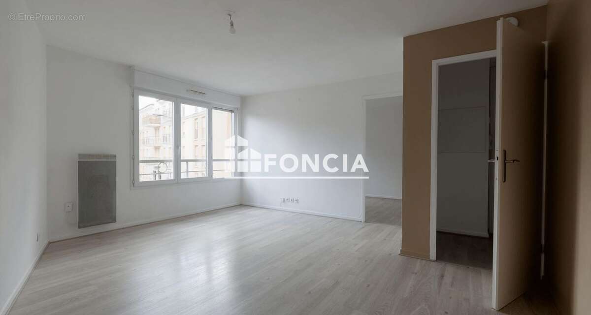 Appartement à VIGNEUX-SUR-SEINE