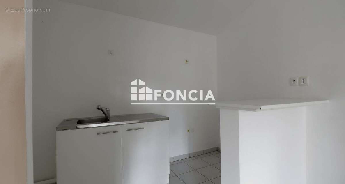 Appartement à VIGNEUX-SUR-SEINE