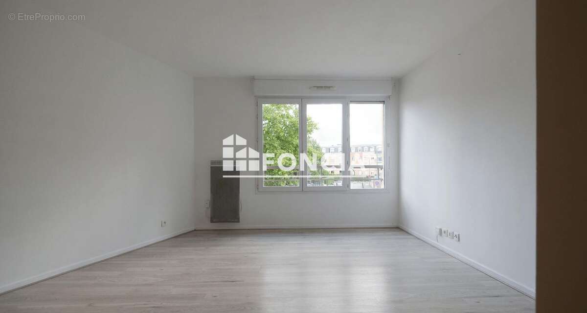 Appartement à VIGNEUX-SUR-SEINE