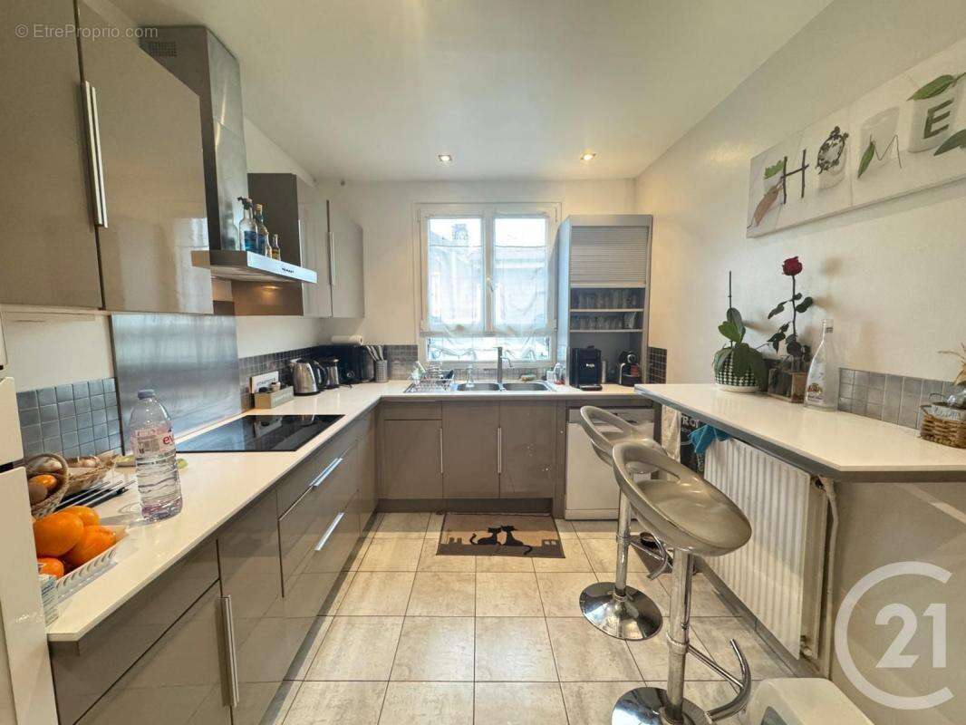 Maison à FONTENAY-SOUS-BOIS