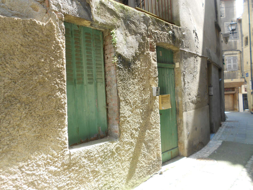 Appartement à THIERS