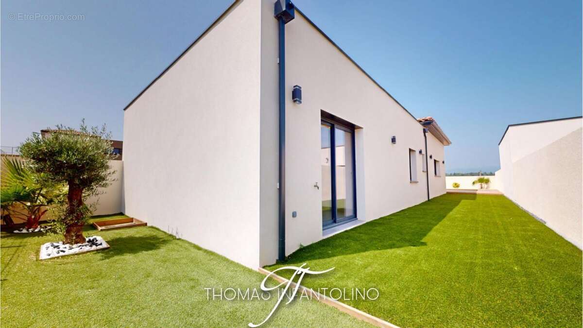 Maison à PENNAUTIER