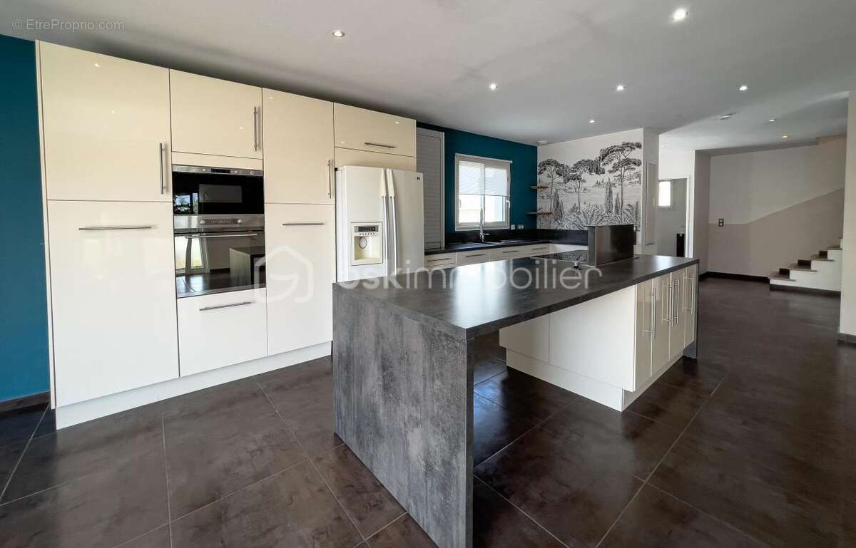 Maison à COURNONTERRAL