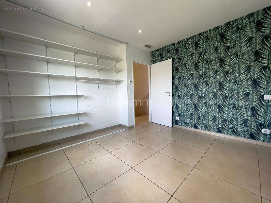 Maison à COURNONTERRAL