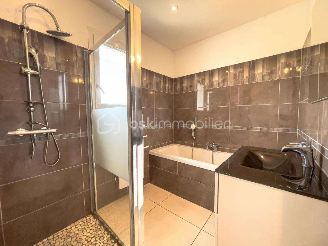 Maison à COURNONTERRAL