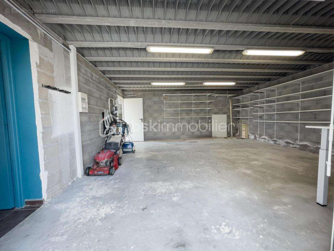 Maison à COURNONTERRAL