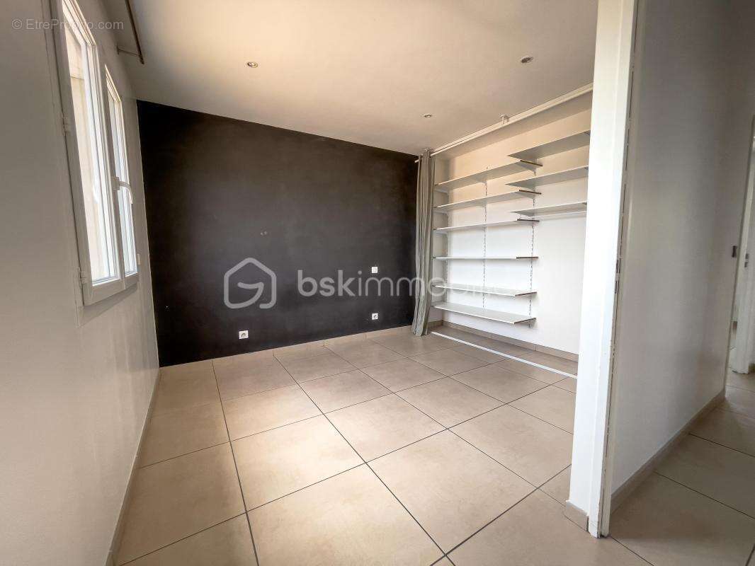 Maison à COURNONTERRAL