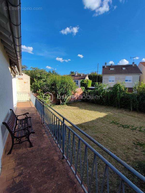 Maison à GOURNAY-SUR-MARNE