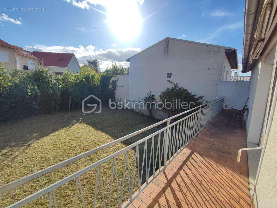 Maison à GOURNAY-SUR-MARNE