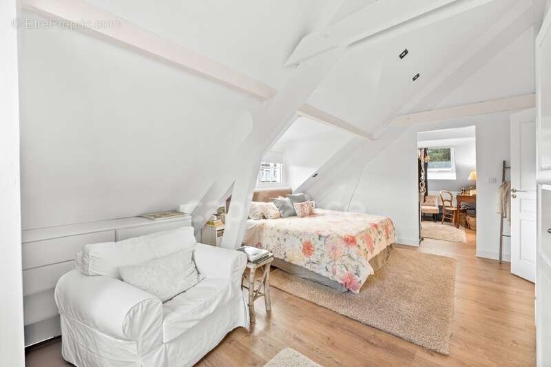 Maison à DIVONNE-LES-BAINS