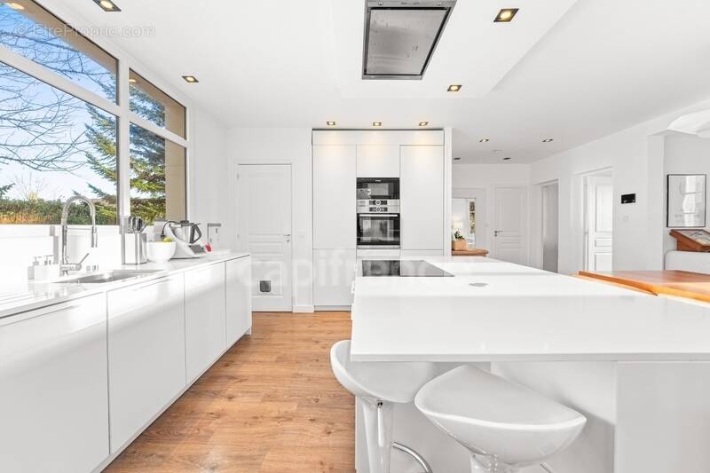 Maison à DIVONNE-LES-BAINS