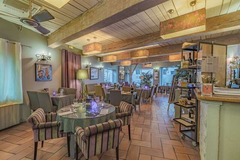 Commerce à VILLENEUVE-SUR-LOT