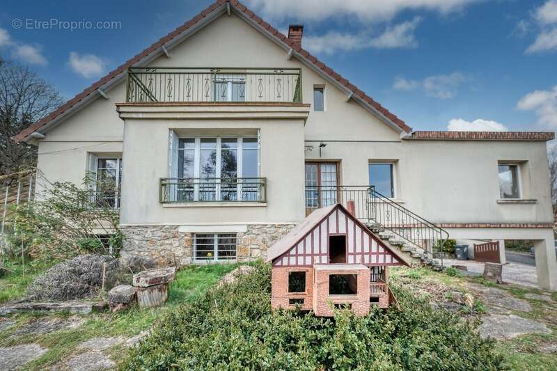 Maison à CHEVREUSE